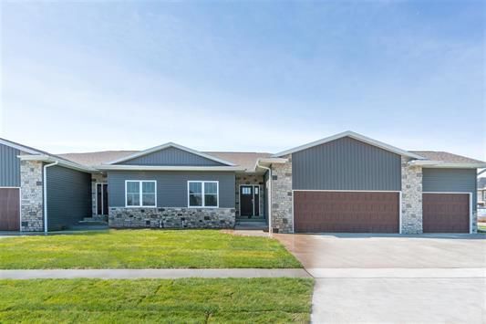 1526 Faithway Drive, Cedar Falls SAM RUNYAN HOME